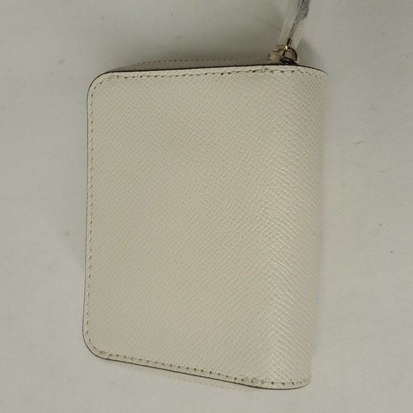 Coach 37968 Leather Small Trifold Wallet Gold/Chalk (Firm Price) - Picture 6 of 16